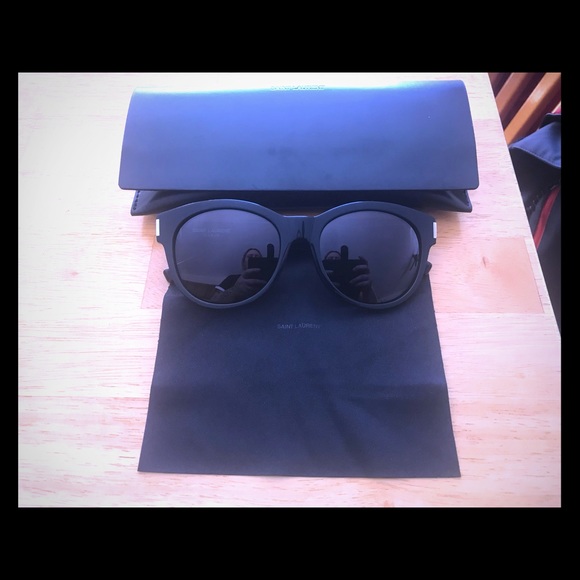 Saint Laurent Accessories - Saint Laurent sunglasses SL67/F